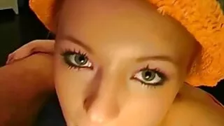 Garota elegante com  ...