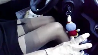 Esta MILF com tesão  ...